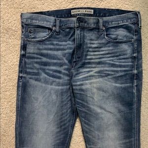 Express Classic Fit Kingston Tapered Leg 38x34